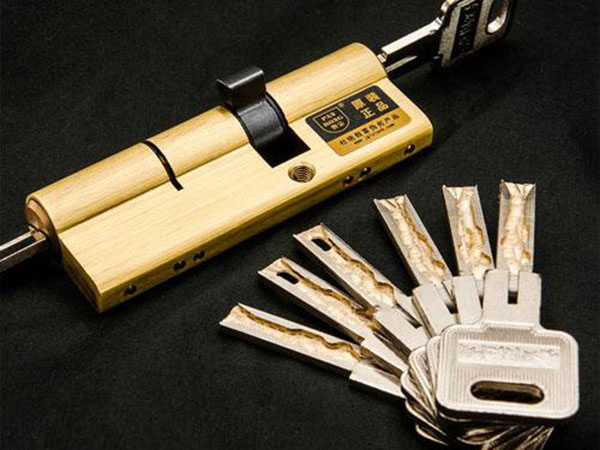 松滋24小时上门开锁公司